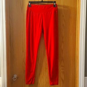 NWOT Lularoe Buttery Soft Women's Leggings; One Size; Bright Red